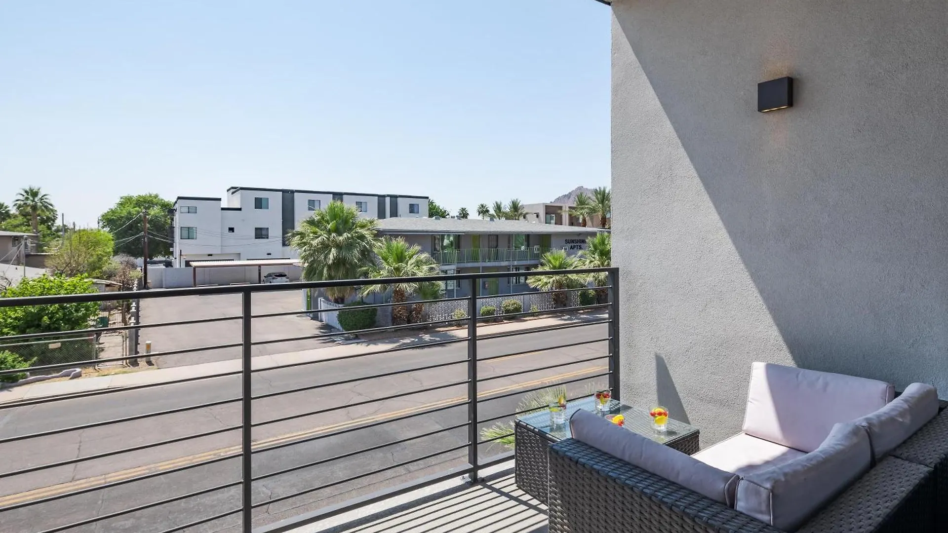 Thunderbird - 4 Units - Jacuzzi - In Old Town Vila Scottsdale 0*,  Estados Unidos da América